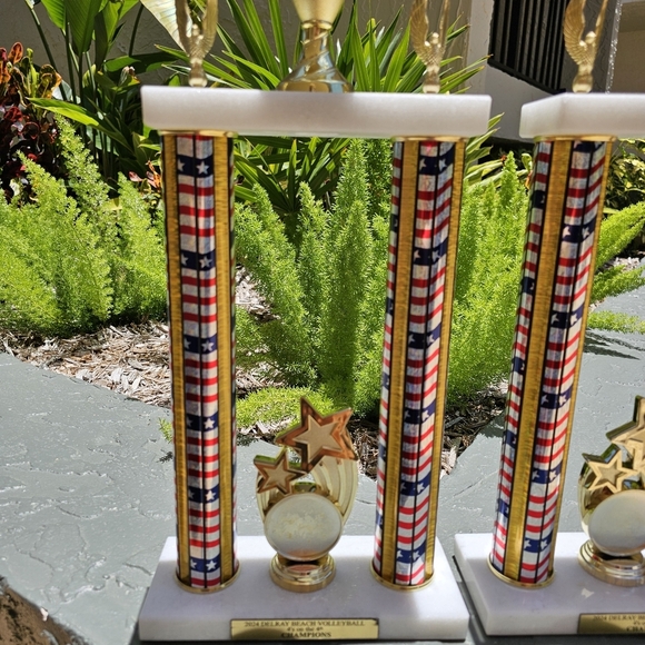 Set of 2 Large 25" Volleyball 2-Tier Patriotic Trophies w/ American Flag Columns - Picture 4 of 8